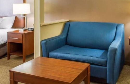 Waldorf House | Relax, Recharge, Rejoice! 2 Queen Beds- 12