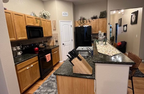Security-Widefield House | RELAX,RECHARGE,REJUVENATE in a 3-bed house w/AC and WiFi in Colorado Springs