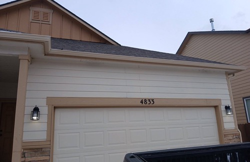Security-Widefield House | RELAX,RECHARGE,REJUVENATE in a 3-bed house w/AC and WiFi in Colorado Springs