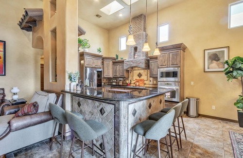 Las Cruces House | Relax & Rejuvenate: Pool, Sauna & Gym 3 Bedroom Home by RedAwning