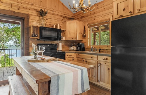 Sylvan Shores Cabin | RELAX, REJUVINATE, REVITALIZE!