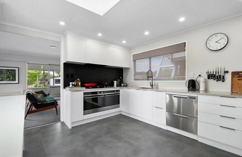 Richmond Heights House | Relax @ Richmond Heights