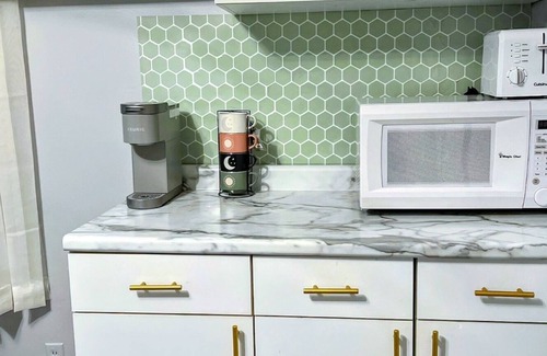 Grand Rapids Apartment | Relax @ Richmond (Near Downtown)