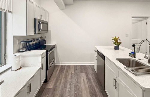 Olde Kensington Apartment | Relax & Stay 2BR | Sleeps 6 | Northern Liberties