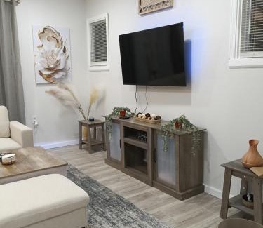 Detroit Apartment | Relax & Stay Awhile