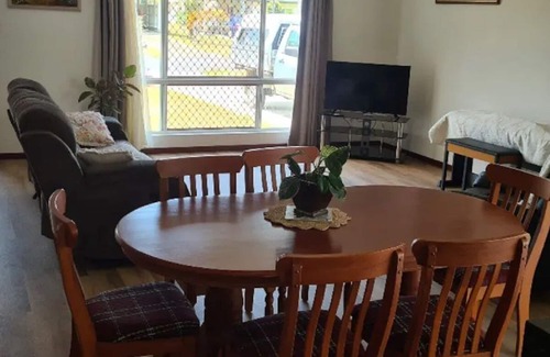 Mossman Bed & Breakfast | Relax, unwind and chill out.nEntire home in Mossman, Australia