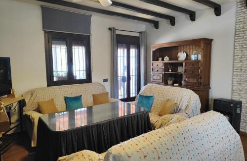 Arriate House | Relax, vistas, barbacoa y piscina, junto a Ronda