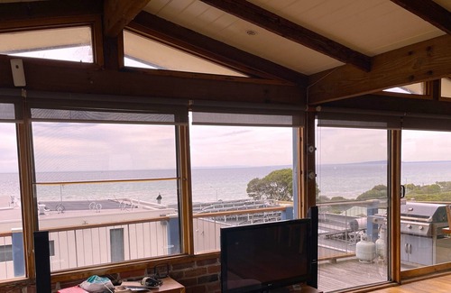 Rye House | Relax with beautiful Bay Views