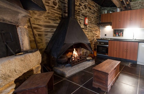 Cinfaes House | Relax with Family and Friends
