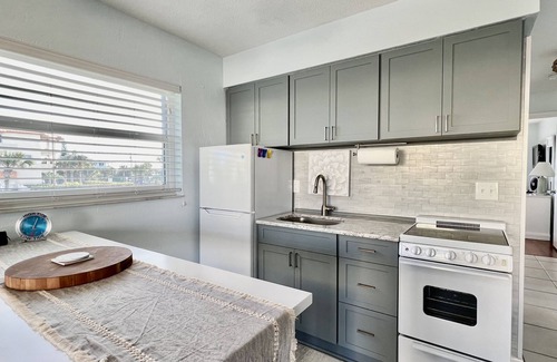 New Smyrna Beach Condo | Relax with friends or family at this peaceful island getaway.