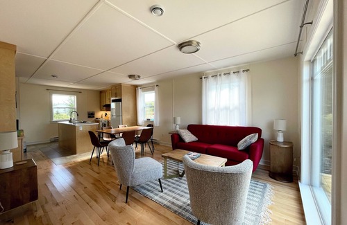 Ochre Pit Cove Cottage | Relax with the whole family at this peaceful oasis