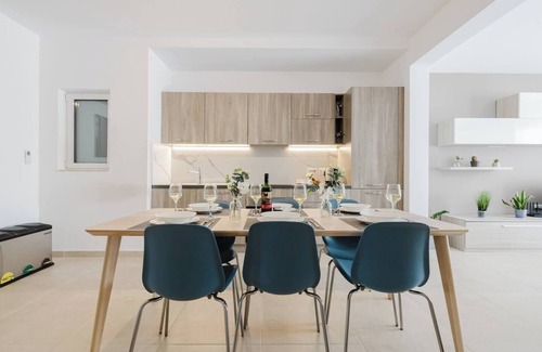 Mellieħa Heights Apartment | Relax with the whole family at this beautiful place to stay! We offer a beautiful apartment for rent in Mellieha, furnished with love right next to of the most beautiful Bays of the Island (Ghadira Bay, Golden Bay, Paradise Bay, and Comino). T