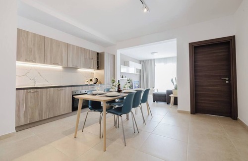 Mellieħa Heights Apartment | Relax with the whole family at this beautiful place to stay! We offer a beautiful apartment for rent in Mellieha, furnished with love right next to of the most beautiful Bays of the Island (Ghadira Bay, Golden Bay, Paradise Bay, and Comino). T
