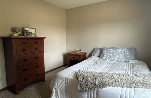 Potosi Other | Relax with the whole family at Puckett’s View- Potosi, MO - Home Away From Home.
