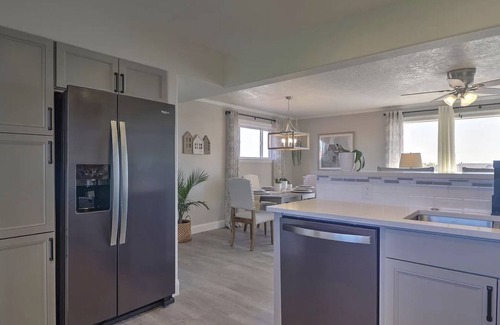 Caldwell House | Relaxation and Luxury Awaits in Caldwell with Private Pool and Hot Tub