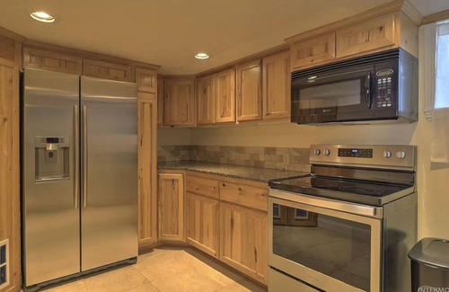 Caldwell House | Relaxation and Luxury Awaits in Caldwell with Private Pool and Hot Tub