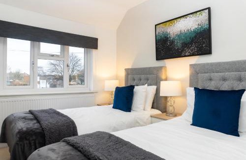 Cribbs Causeway House | Relaxation by Olauda SA - 3 Bed House with Free Parking