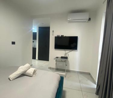Ashdod Apartment | Relaxation Hub Ashdod Studio Escape