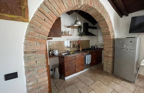 Collesalvetti Apartment | Relaxation in the Tuscan hills Typical Tuscan farmhouse, app.MIELE
