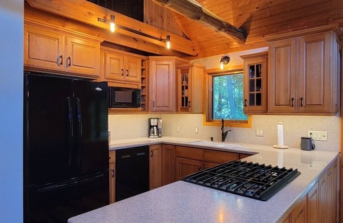 Coloma House | Relaxation on the River Luxury Log Cabin 3 bed 3 bath Coloma