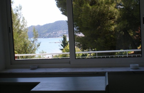 Laigueglia House | Relaxation vacations among the green pines and the blue sea