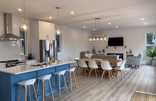 Souris Cottage | Relaxed Cottage overlooking Souris River.