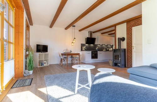 Vollerwiek Apartment | "Relaxed North Sea vacation in the spacious first floor apartment with terrace"