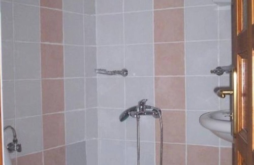 Paradisi Apartment | Relaxed Stay Near Rhodes Airport – Balcony, WiFi & More