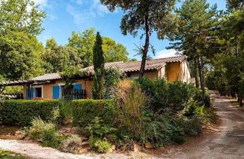 Gaujac House | Relaxed Village Retreat