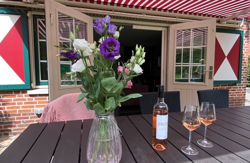 Lievelde House | Relaxen in Mooilievelde aan de Bosrand. Met Relaxruimte en Sauna