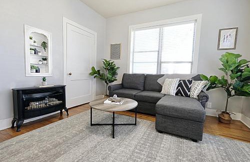 Lower Greenville Apartment | Relaxing 1 BR near Lower Greenville Free Parking