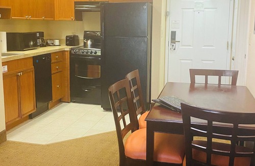 Windermere Condo | Relaxing 1bedroom Condo by Universal & Disney 7min walk ICON park & Orlando eye