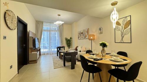 Abu Dhabi Apartment | Relaxing 1BR Haven - Pool, Gym & Smart TV Near Mangrove National Park