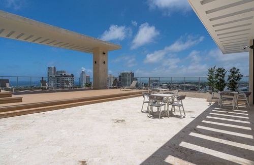 Sarasota Condo | RELAXING*1BR*Pool |Gym* Rooftop *yellowkey*
