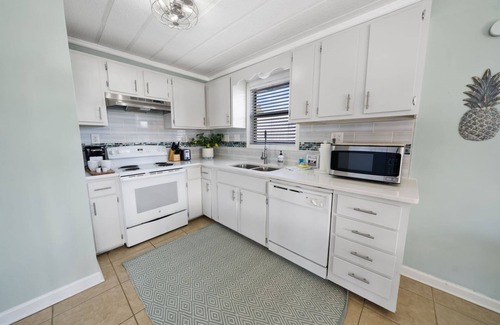 Laguna Beach Estates House | Relaxing 2-Bedroom Beach Cottage(Entire 2nd Floor)
