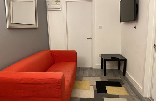 Bridgend Apartment | Relaxing 2-Bed Apartment in Bridgend