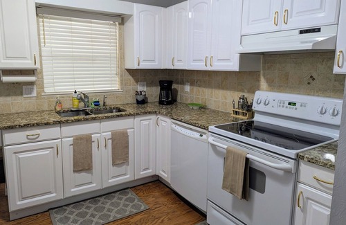 Lake Placid House | Relaxing 2-bedroom house in Lake Placid with WiFi, AC