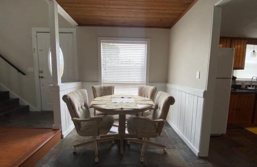 Holly Heights House | Relaxing 3 bed 2 bath Wifi by the Intercostal
