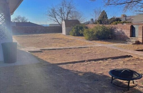 Alamogordo House | Relaxing 3 bedroom 2 bath, Home Away From Homen