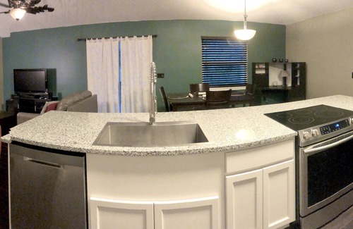 Northside House | Relaxing 3 Bedroom Home With Hot Tub