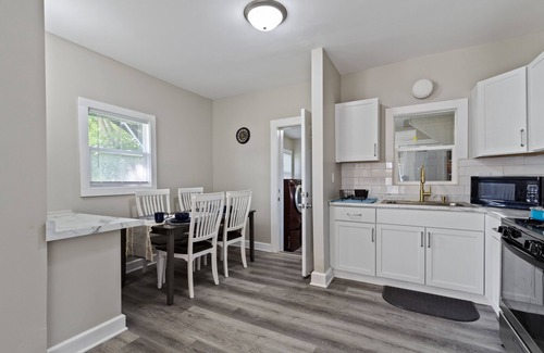 Anderson Apartment | Relaxing 3beds/2 baths