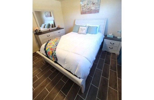 Grand Junction House | Relaxing 3BR Adventure Hideaway w/ Hot Tub