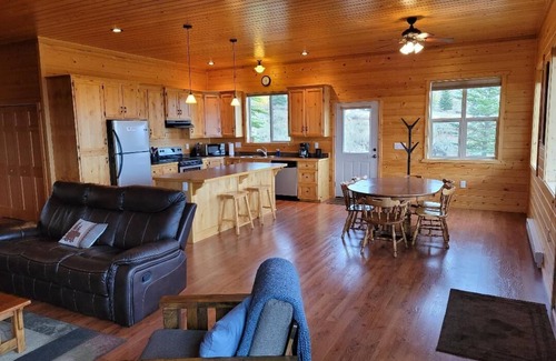Island Park House | Relaxing 5-star Yellowstone getaway; convenient location; Wow 360° views