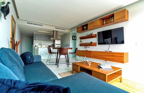 Marina Vallarta Condo | Relaxing and modern living in the exclusive Marina Vallarta -family/pet-friendly
