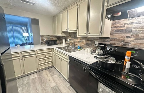 Nassau Bay Apartment | Relaxing Bay Area Stay Near Houston Attractions