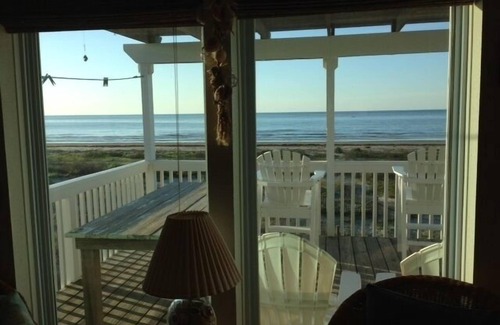 Galveston House | Relaxing Beachfront Escape In Sea Isle! 3 BR/2 BA with Great Views