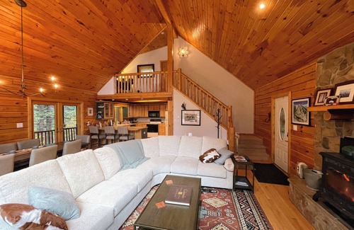 Cuchara House | Relaxing, Bright, and Spacious Cuchara Log Cabin