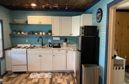 Goreville Cabin | Relaxing Cabin Near Hiking, Fishing & Lake of Egypt