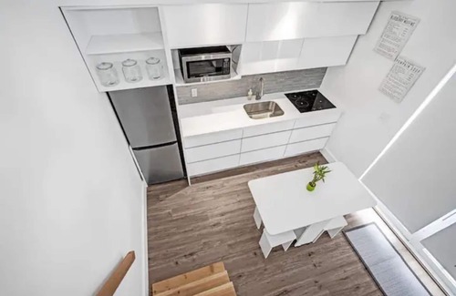 Fort Lauderdale Apartment | Relaxing centric loft 10 min airport 15 to beach