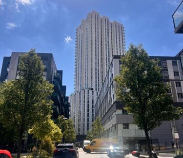 Tottenham Hale House | Relaxing city base with great access to transport